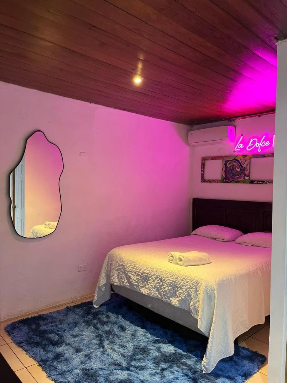 Villa Napoli Santa Ana Esterno foto